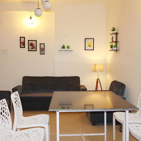 Nomad'S Nest Backpackers Hostel Guwahati Zewnętrze zdjęcie
