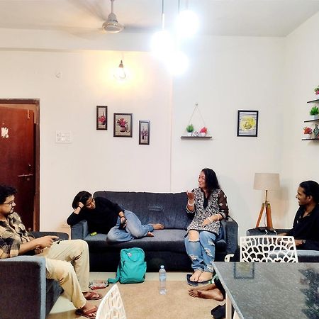 Nomad'S Nest Backpackers Hostel Guwahati Zewnętrze zdjęcie